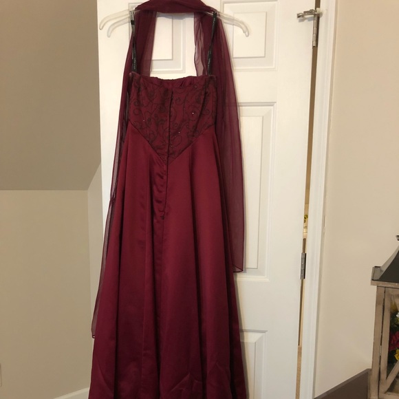 Burgundy Formal Gown - Picture 2 of 5